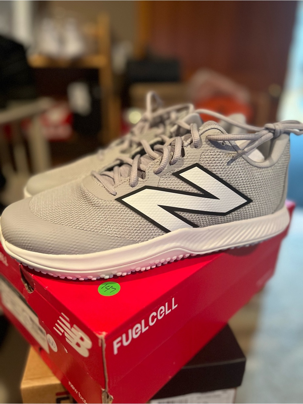 New Balance FUELCELL 4040v7 Tirf Trainer Sneakers Light Grey - Picture 2 of 6